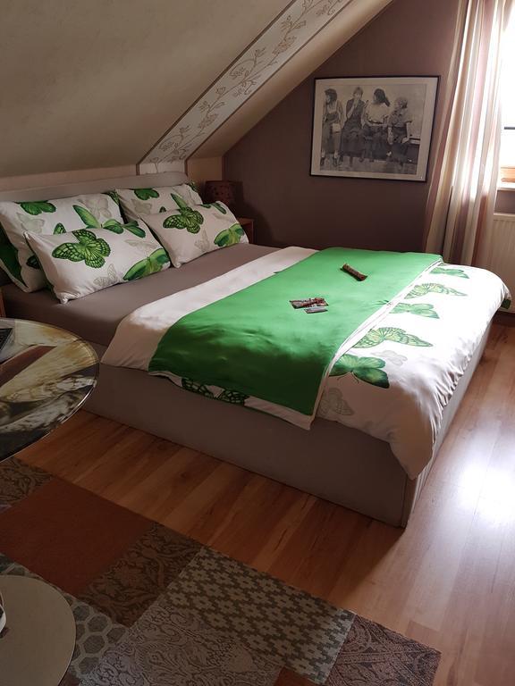 Pension Buetterich Apartment Husum  Exterior foto